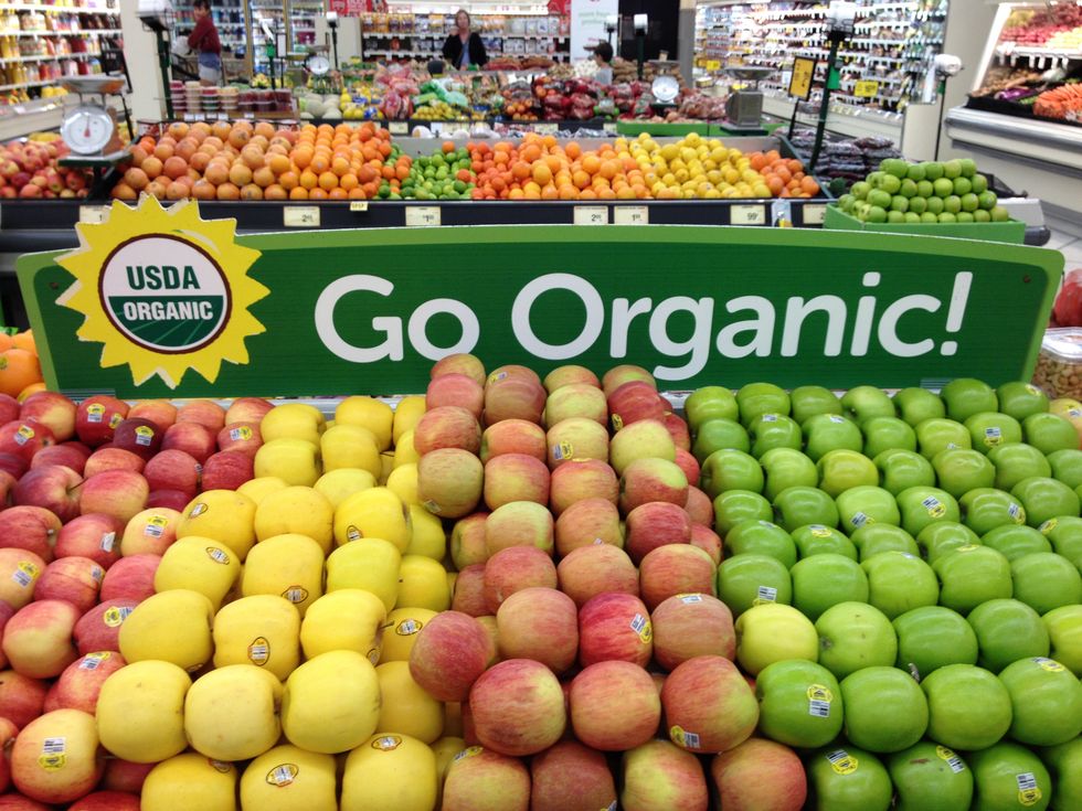 Fresh & Easy Produce Aisle