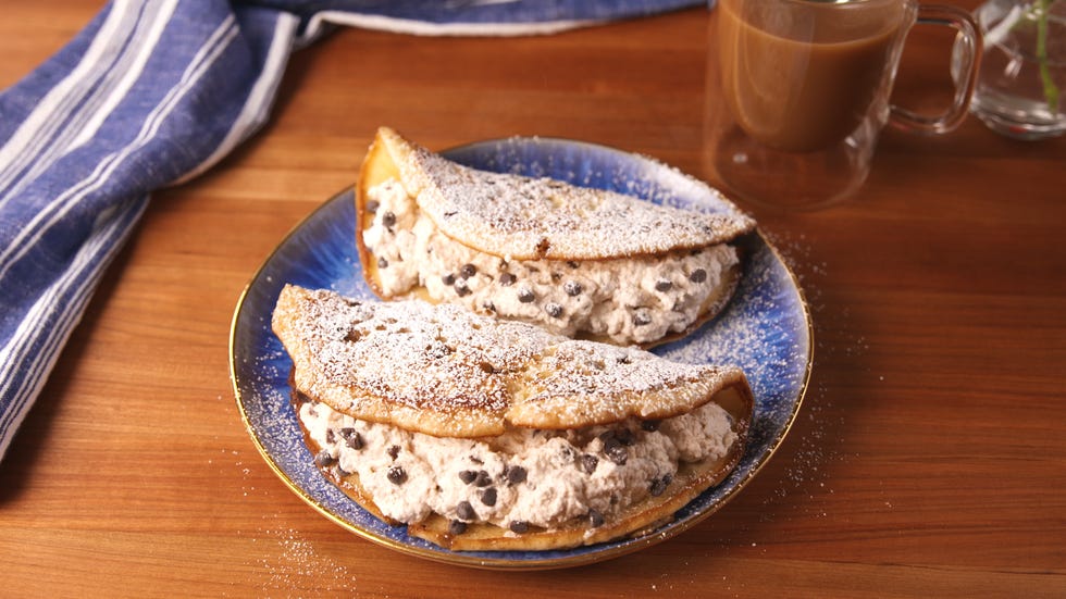 Cannoli Pancakes Horizontal