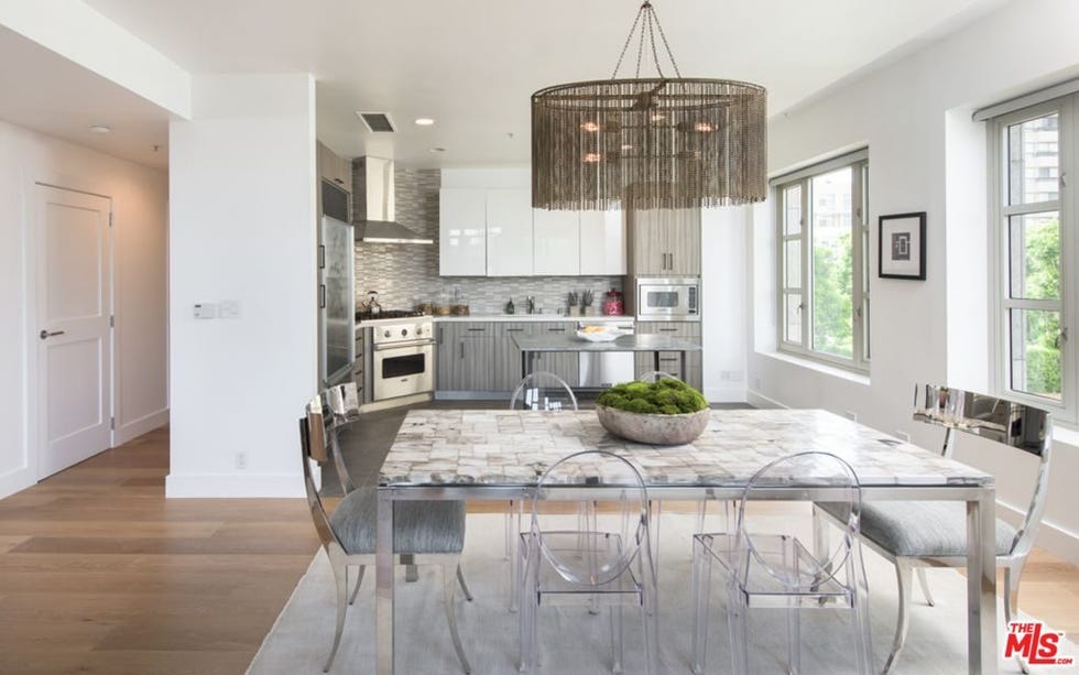 Countertop, Room, White, Furniture, Property, Interior design, Kitchen, Ceiling, Building, Floor, 
