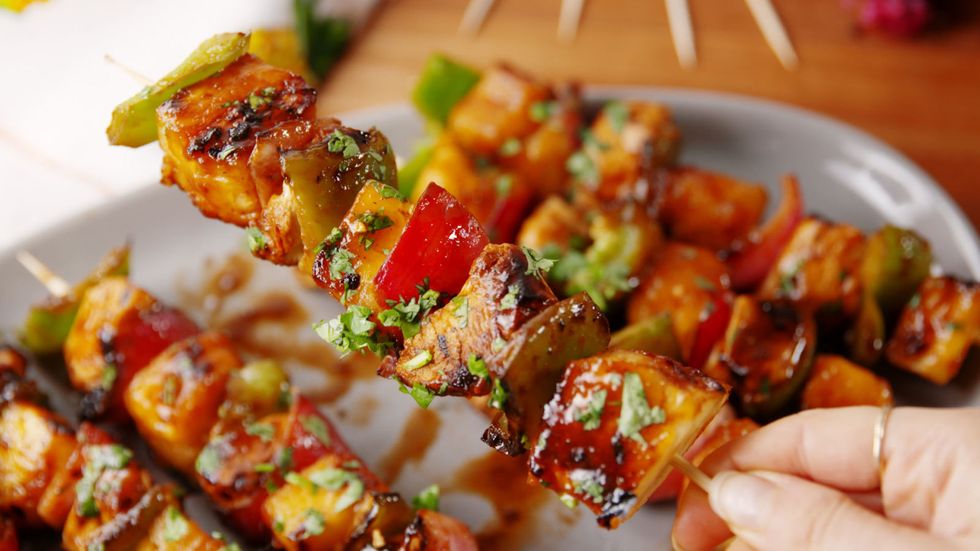 The Best Hawaiian Chicken Skewers - How to Make Hawaiian Chicken Skewers