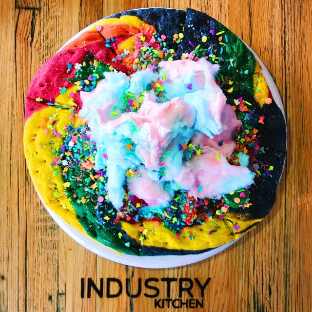 Food, Cuisine, Frozen dessert, Sprinkles, Dish, Dessert, Cream, 