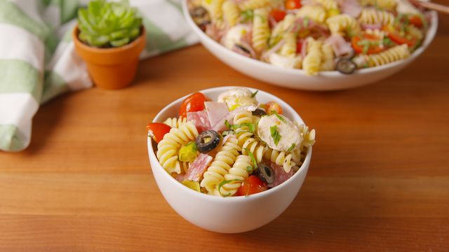 Italian Sub Pasta Salad Video - How To Make Italian Sub Pasta Salad Video