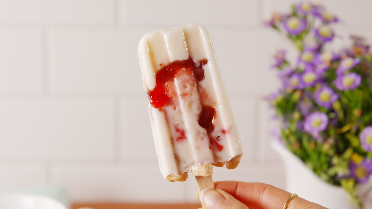 Video player poster image preview for Breakfast Pops Will Help Get You Through The Hot Days Ahead