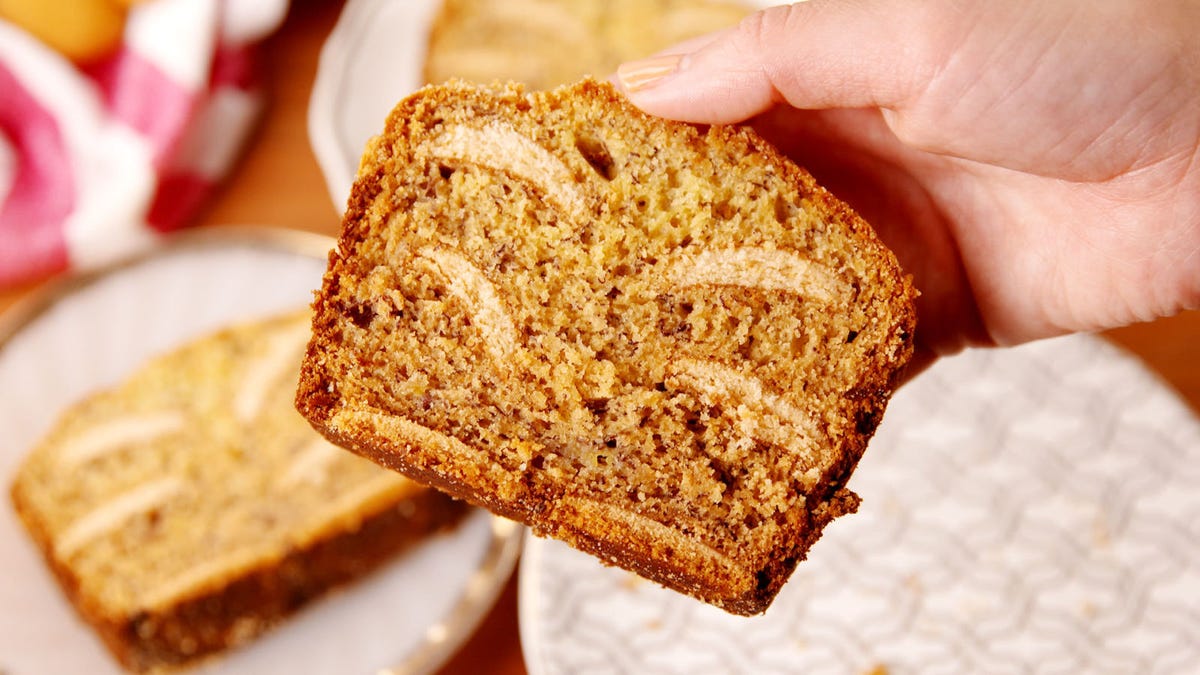 Video player poster image preview for Delish Banana Pudding Banana Bread