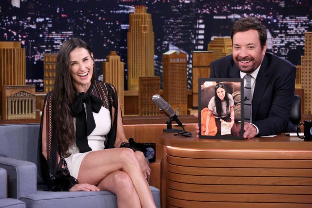 demi moore missing teeth