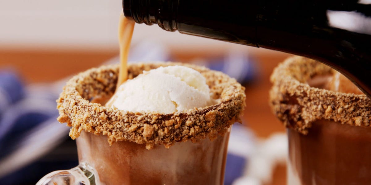 Baileys S'mores Floats Will Carry Away Your Worries