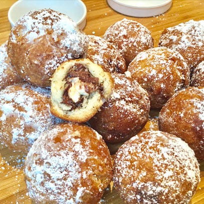 Dish, Food, Cuisine, Powdered sugar, Ingredient, Dessert, Baked goods, Malasada, Bombolone, Poffertjes, 