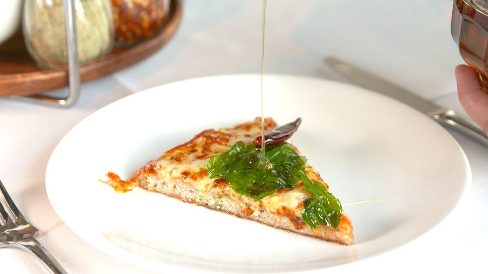 delish-chicken-parm-pizza-3