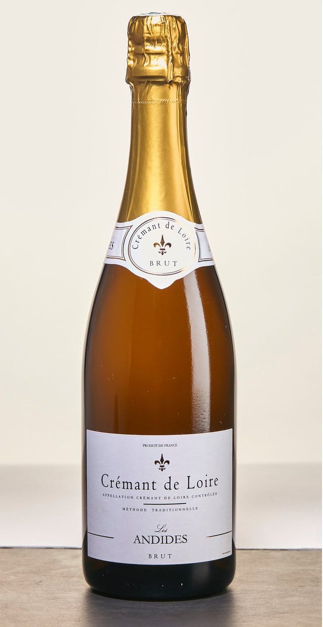 Drink, Glass bottle, Bottle, Alcoholic beverage, Champagne, Wine, Alcohol, Distilled beverage, Liqueur, Wine bottle, 
