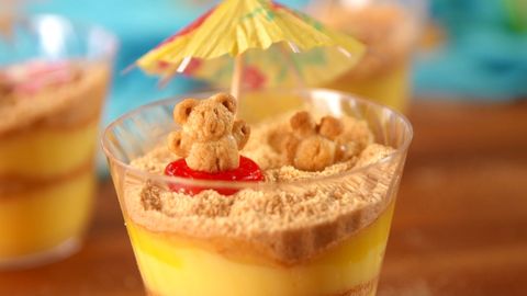 preview for These Beach Pudding Cups Are Too Cute To Handle