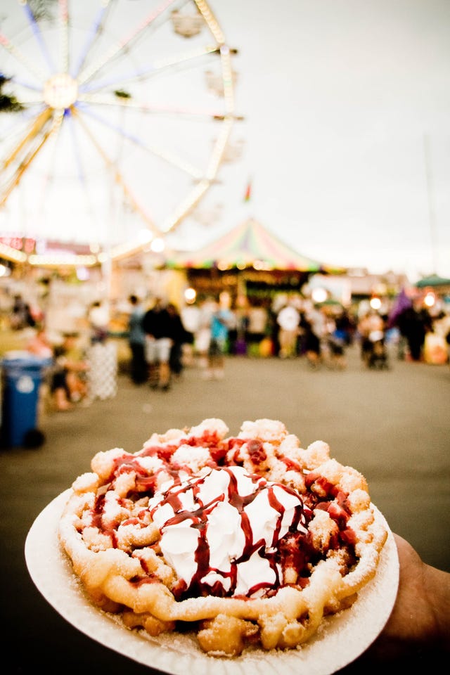 Ferris wheel, Food, Cuisine, Ingredient, Dish, Dessert, Baked goods, Recipe, Snack, Fast food, 