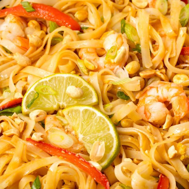 This Easy Shrimp Pad Thai Comes Together In 20 Minutes