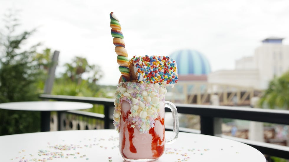 Strawberry Big Bang Shake