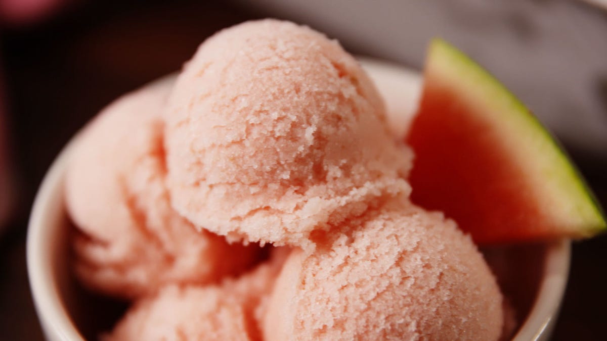preview for You Don't Need An Ice Cream Maker To Make This Summery Watermelon Ice Cream!