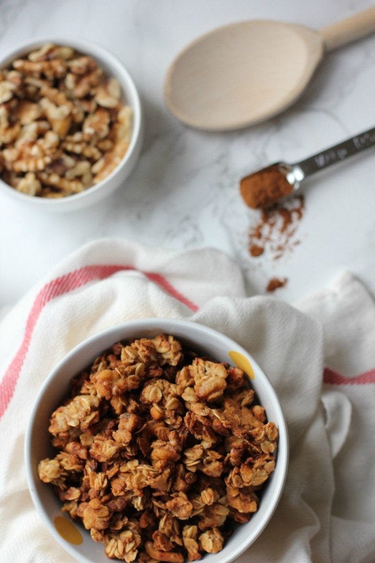 Dish, Food, Cuisine, Meal, Granola, Ingredient, Breakfast, Breakfast cereal, Snack, Vegetarian food, 