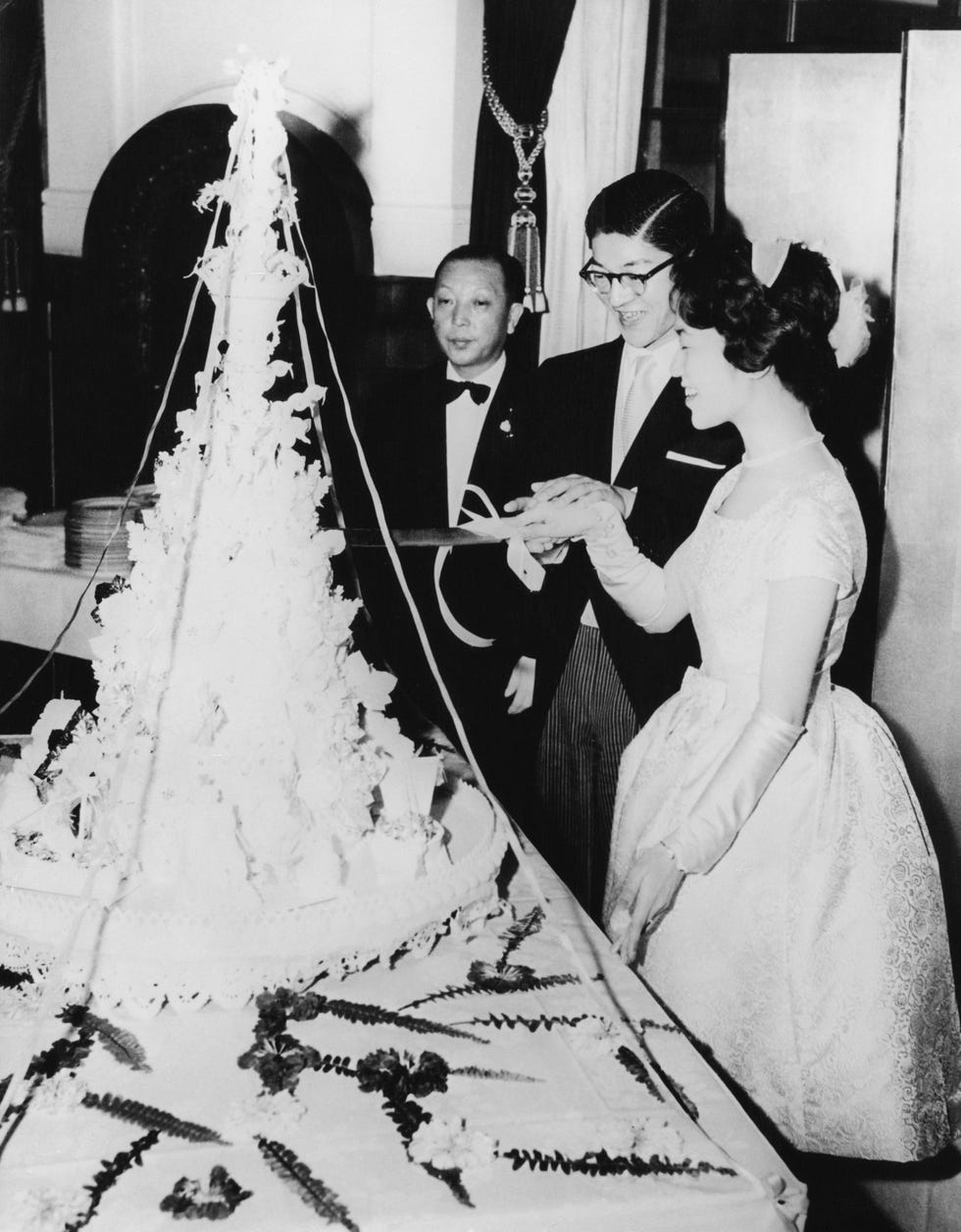 1960 wedding cake