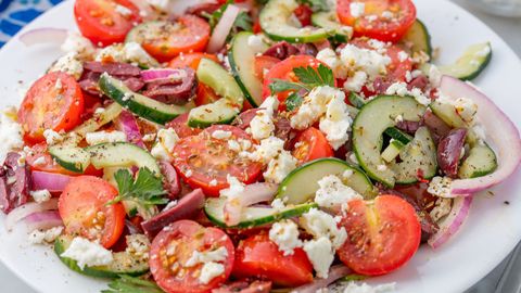 preview for Here's How To Make The Best Greek Salad In 15 Minutes