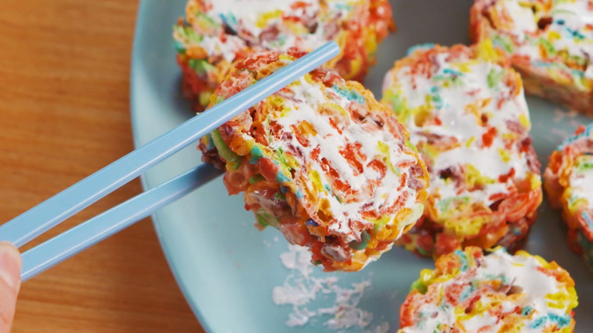 Fruity Pebbles Sushi