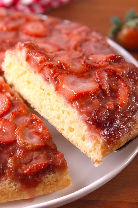 strawberry-upside-down-cake
