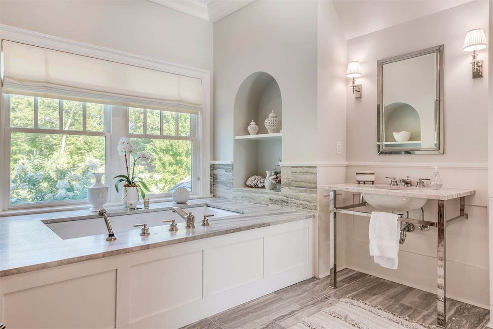 Property, Bathroom, Room, Interior design, Furniture, Building, Sink, Real estate, Tile, Estate, 