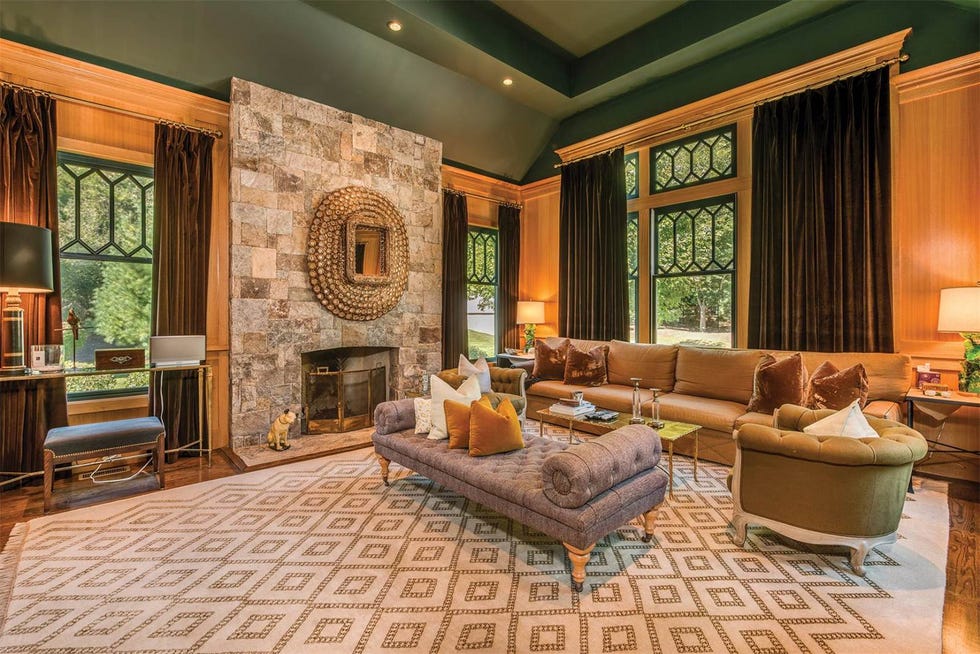 Living room, Room, Interior design, Property, Furniture, Building, Home, Real estate, Ceiling, Estate, 