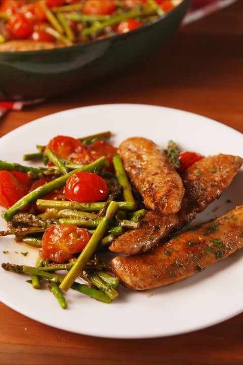 one pan balsamic chicken and asparagus vertical