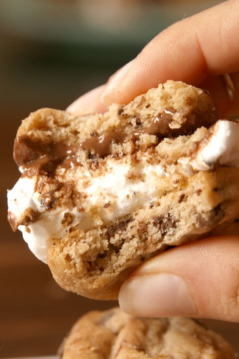 Chocolate Chip Cookie S'mores Vertical