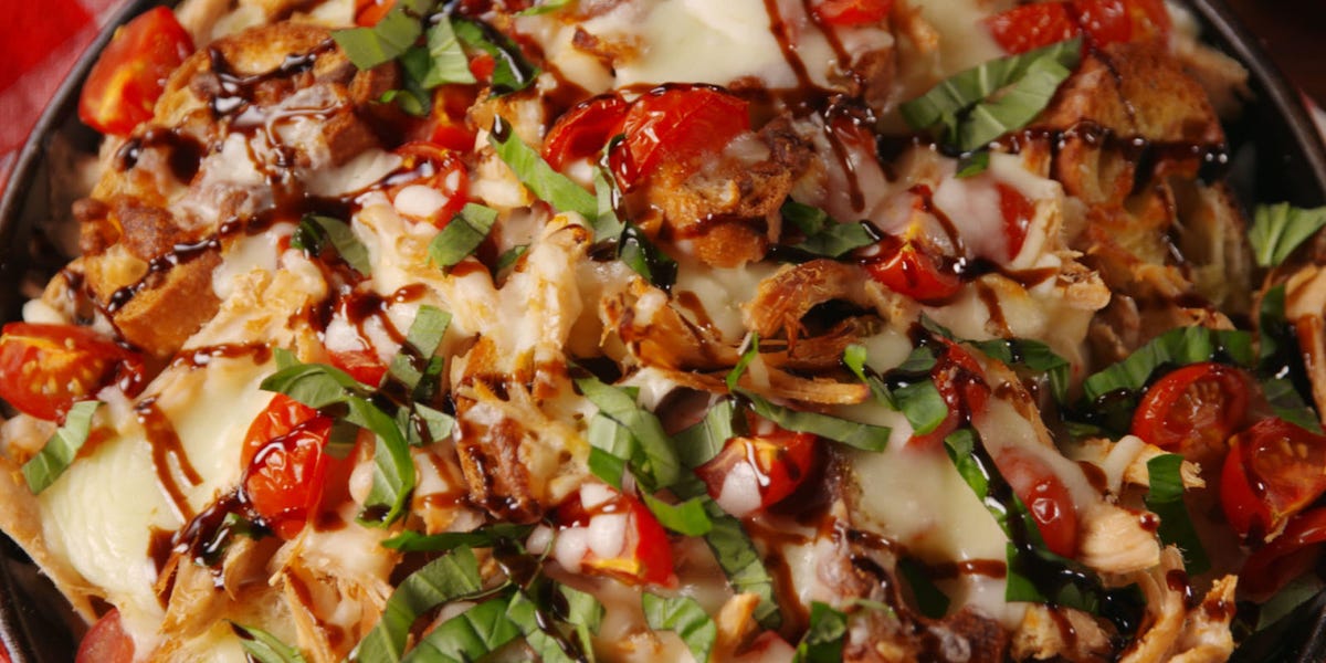 Caprese Chicken Nachos