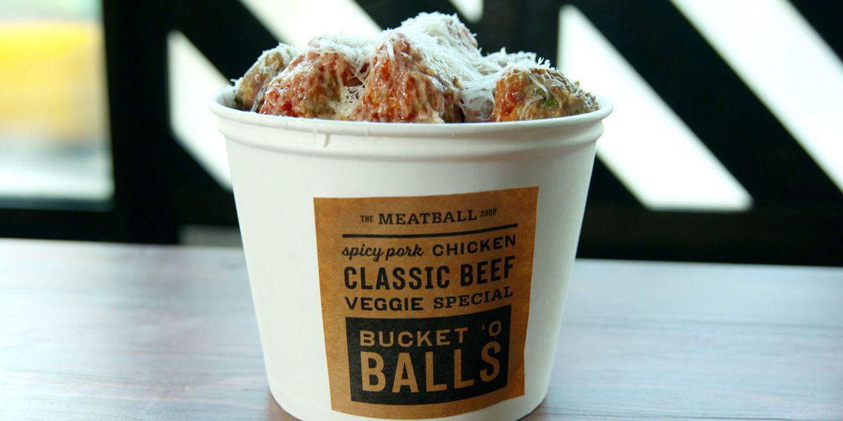 A Bucket Full Of Meatballs Is New York City S Most Under The Radar Meal