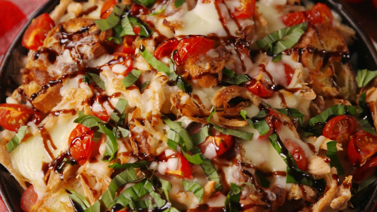 preview for Caprese Chicken Nachos Are Making Us Caprazzyyy