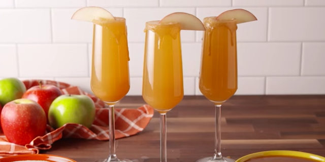 Caramel Apple Cider Mimosas - Easy Fall Brunch Cocktail! - Goodie