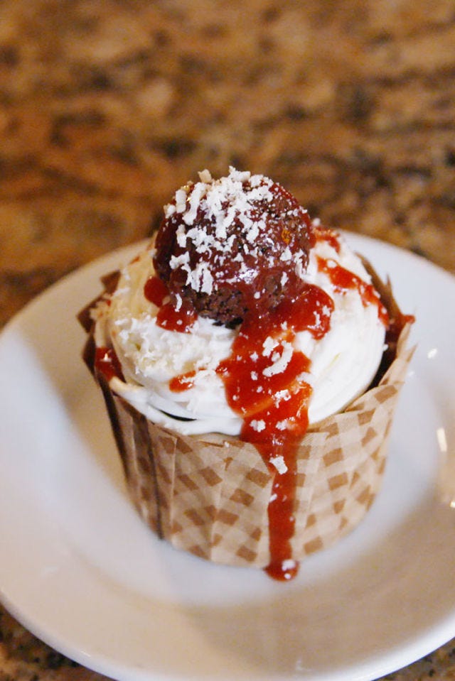 Spaghetti & Meatball Cupcake Vertical