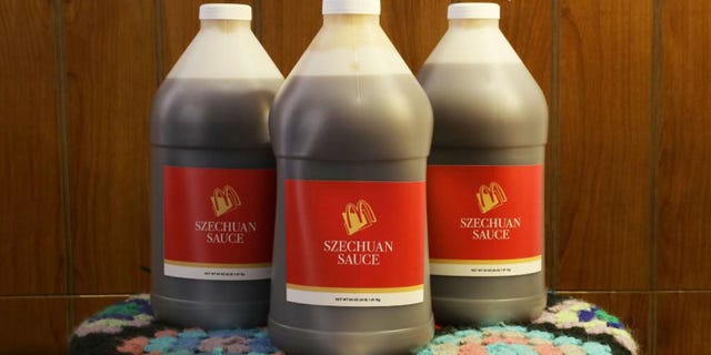 Liquid, Product, Bottle, Bottle cap, Plastic bottle, Fluid, Logo, Drink, Plastic, Label, 