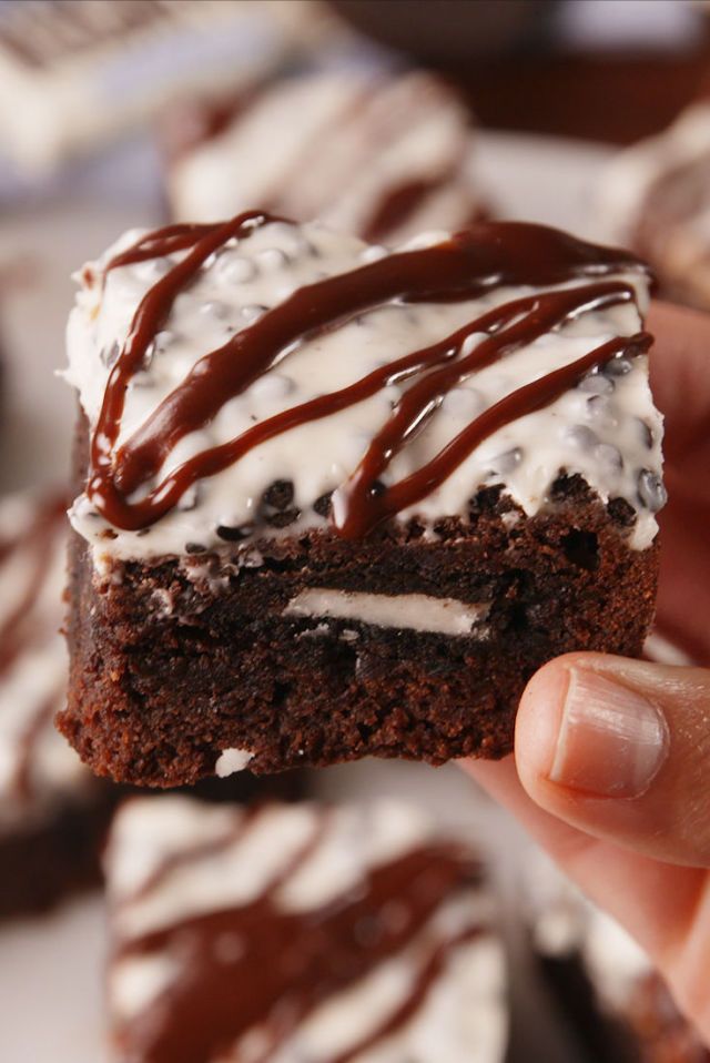 Best Cookies And Cream Brownie Recipe - How To Make Cookies And Cream ...