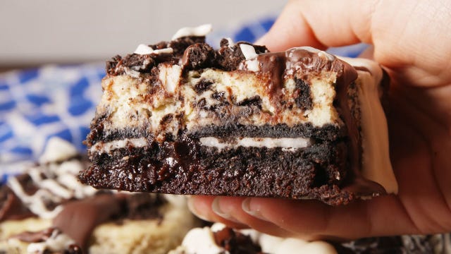 oreogasm-cheesecake-bars