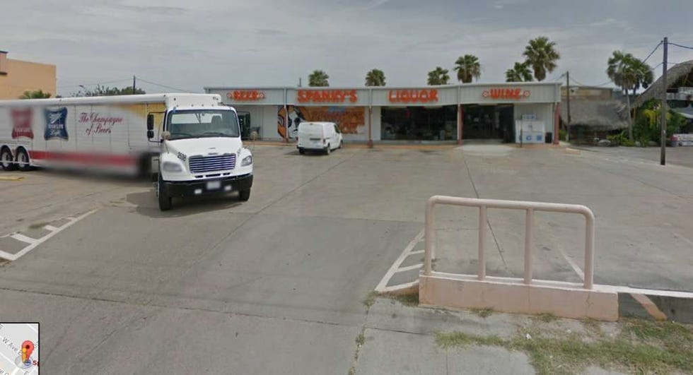 Vehicle, Car, Transport, Mode of transport, Parking lot, Parking, Asphalt, Subcompact car, Van, Commercial vehicle, 