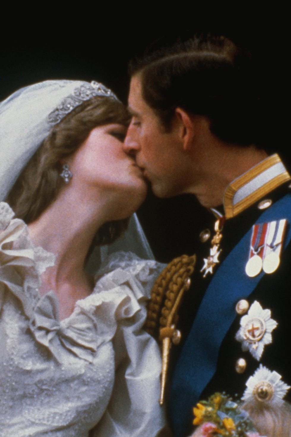 princess diana wedding dress