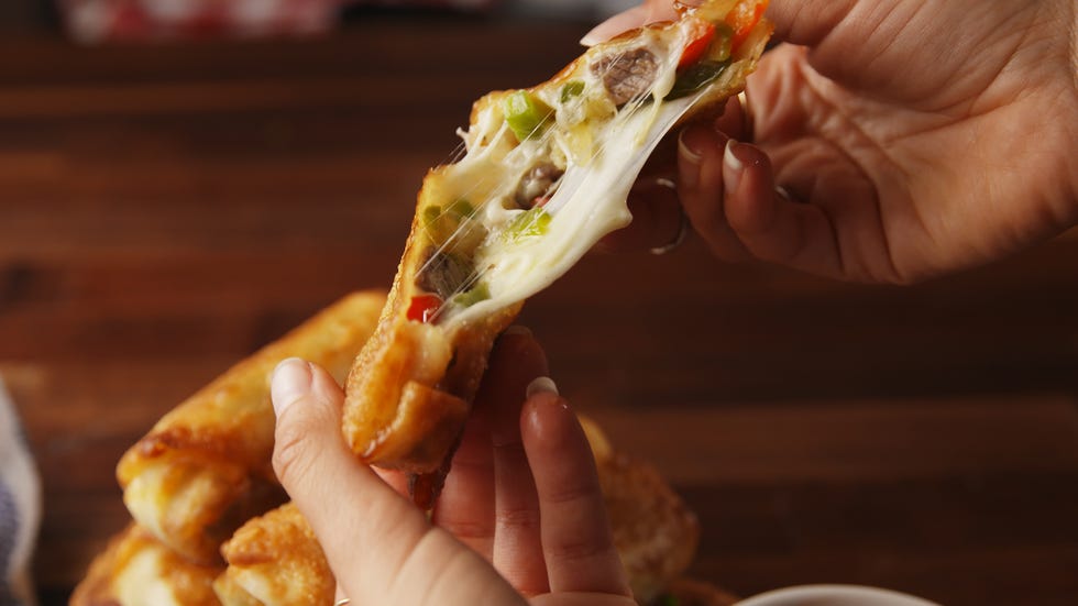 cheesesteak-egg-rolls