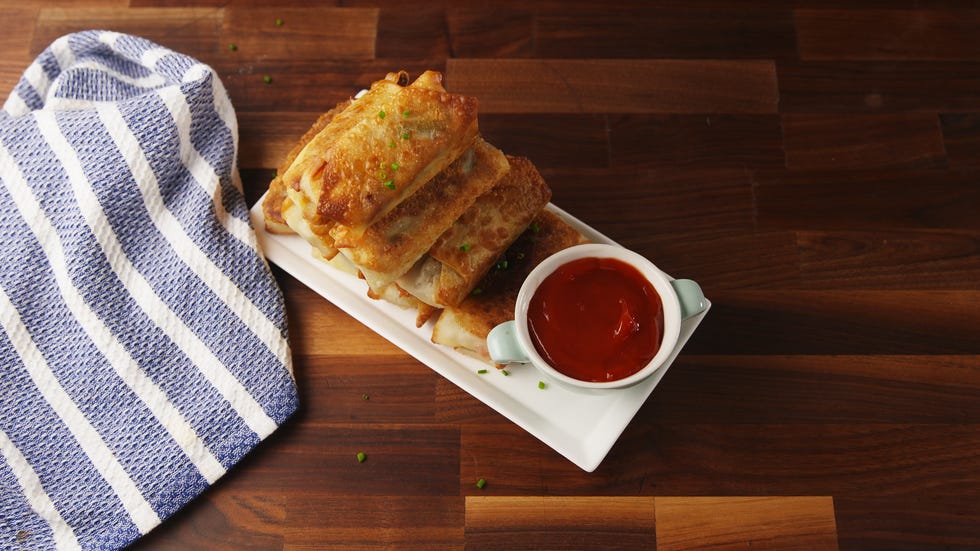 cheesesteak-egg-rolls