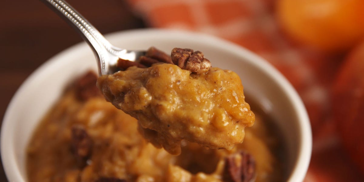 Pumpkin Spice Slow-Cooker Oatmeal