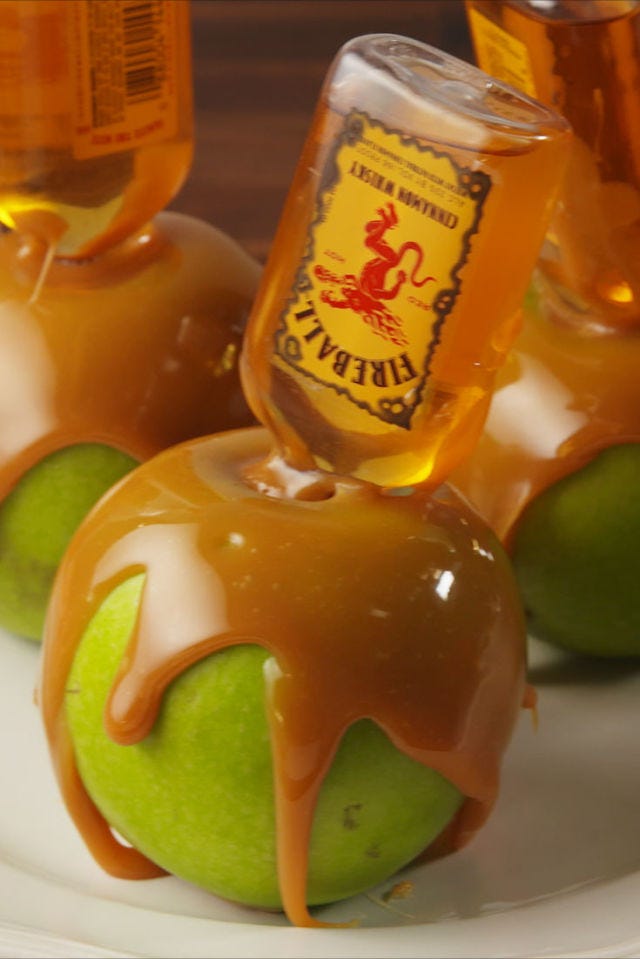 40+ Caramel and Apples Dessert Recipes—Delish.com