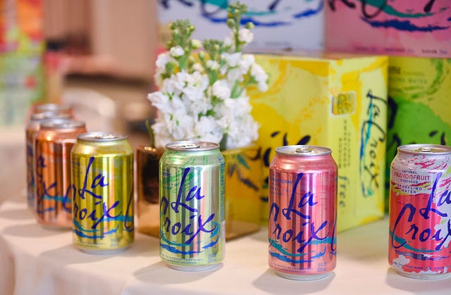 Tin can, Mason jar, Home accessories, Aluminum can, Beverage can, Drink, Paint, 