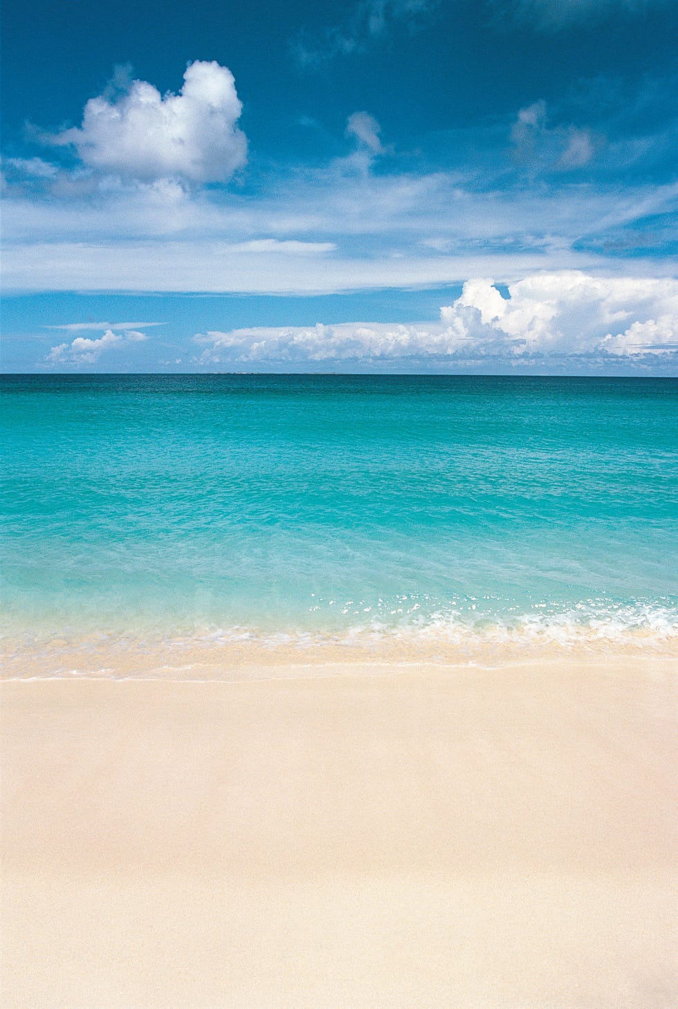 Sky, Body of water, Blue, Sea, Beach, Ocean, Horizon, Turquoise, Shore, Aqua, 
