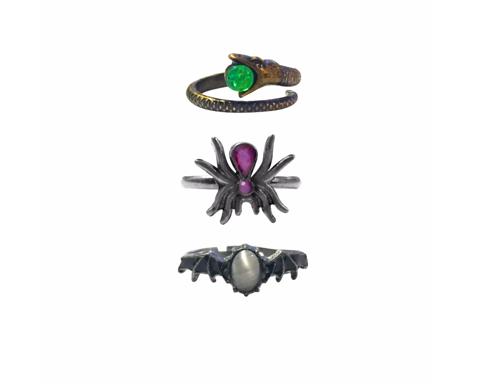 Fashion accessory, Jewellery, Amethyst, Gemstone, Brooch, Turquoise, Costume accessory, Metal, 