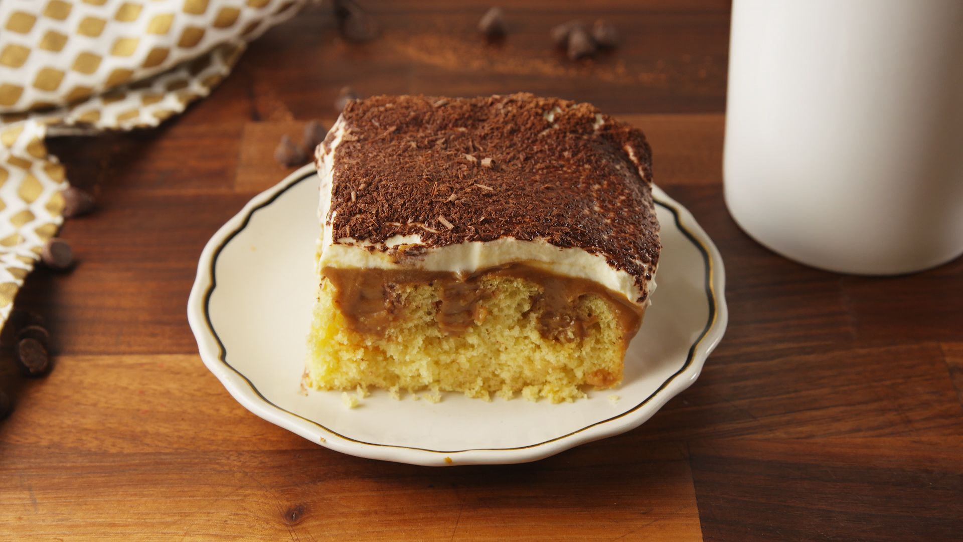 Best Tiramisu Poke Cake Recipe How To Make Tiramisu Poke Cake