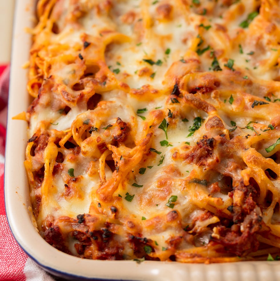 baked spaghetti vertical