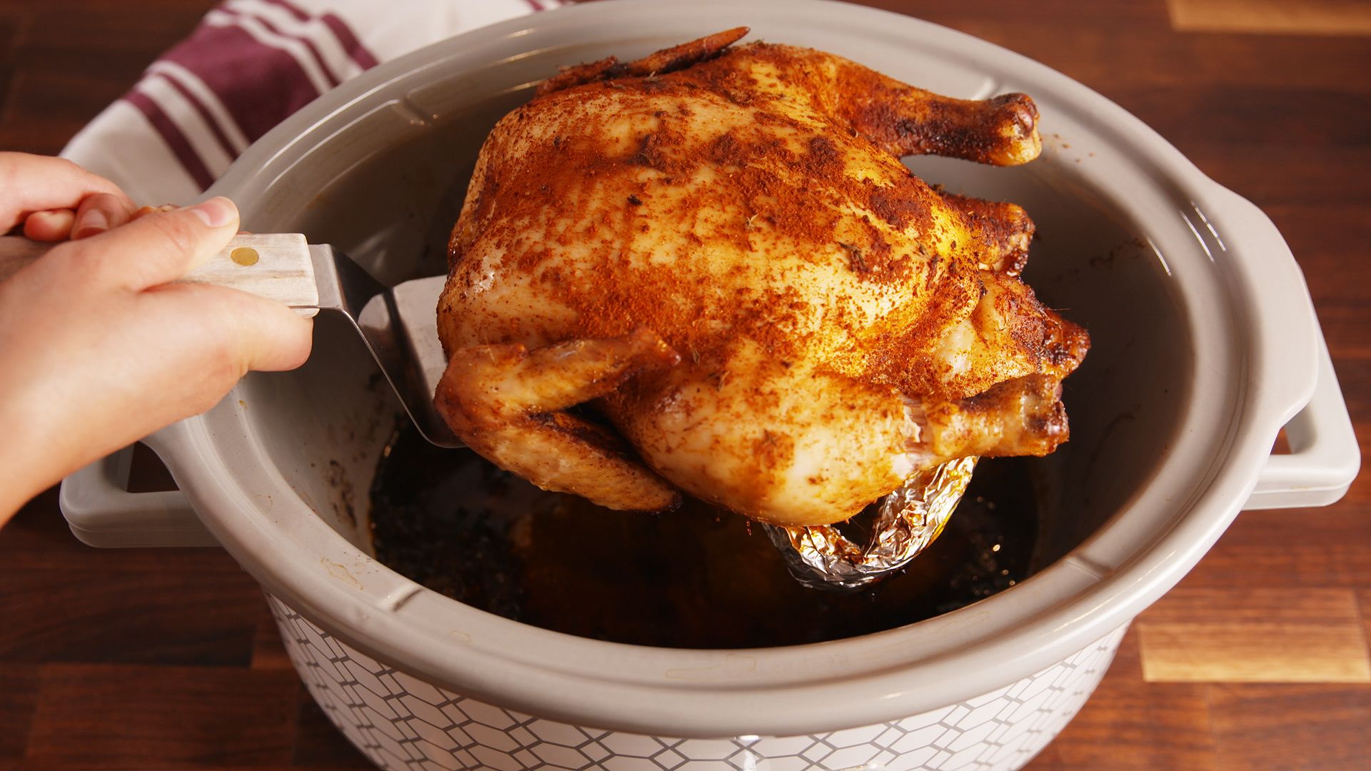 Cooking Slow Cooker Rotisserie Chicken Video How To Cook Slow Cooker Rotisserie Chicken