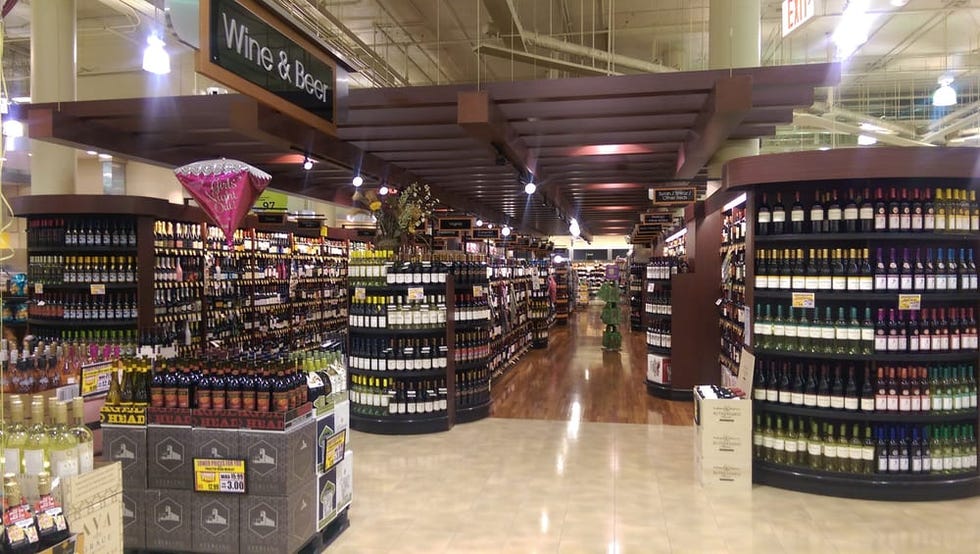 Supermarket, Grocery store, Building, Product, Retail, Convenience store, Aisle, Outlet store, Liquor store, Inventory, 