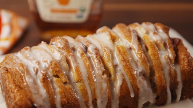 Maple Bacon Pull-Apart Bread
