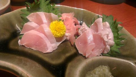 delish-chicken-sashimi-raw-chicken